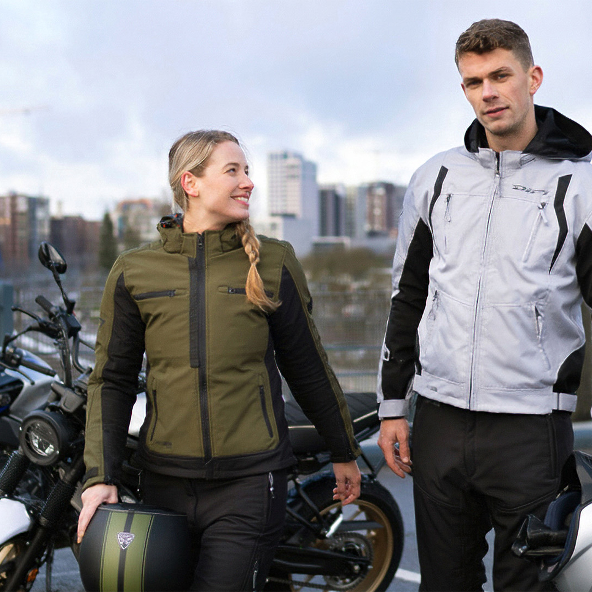 Find et stort udvalg af casual motorcykeltøj på MotoStore.dk